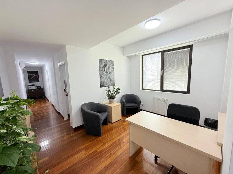 Aviatiei, Cartierul Francez, parcare, 100 mp, zona Herastrau